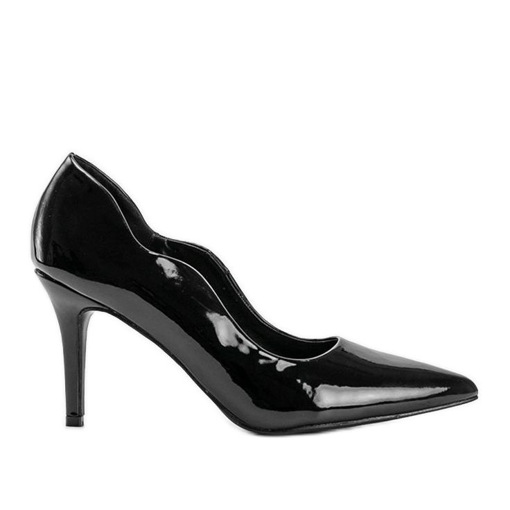 Czarne lakierowane czółenka na szpilce Gina