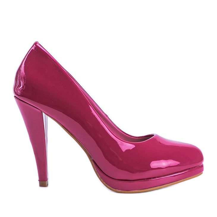 Różowe czółenka lakierowane na platformie Carrie