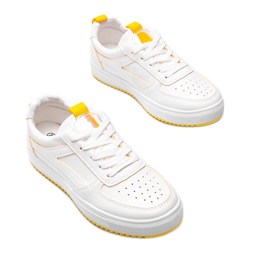 Biało żółte sneakersy sportowe Maggie białe