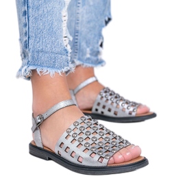 Szare metaliczne sandały z ćwiekami Luxy