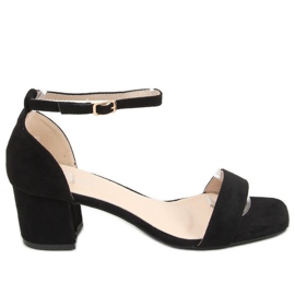 Sandałki na niskim obcasie czarne X503-21SA-2 Black