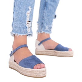 Niebieskie sandały na platformie Pearl River