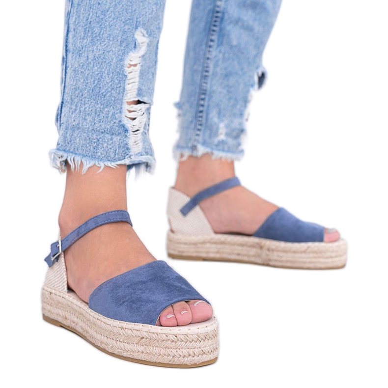 Niebieskie sandały na platformie Pearl River