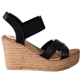 Sea Elves Wsuwane Lekkie Sandałki czarne