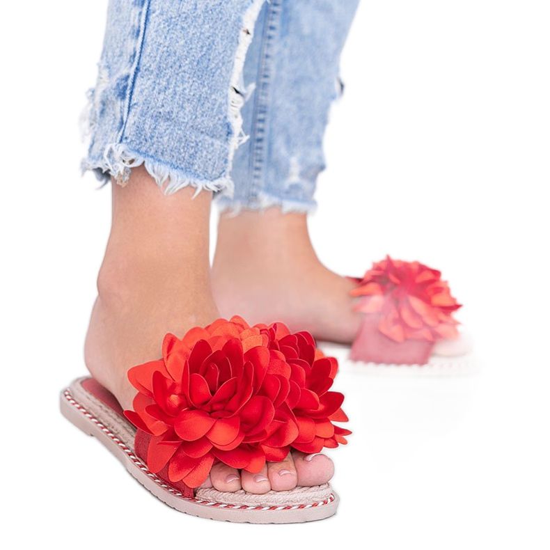 Czerwone klapki damskie Dain