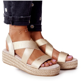 Sandały Na Koturnie Ze Ściągaczem Big Star HH274414 Złote złoty