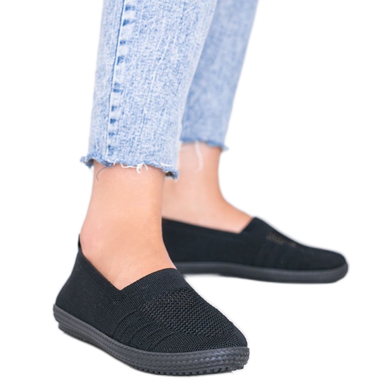 Czarne tenisówki Slip On ażurowe Deep