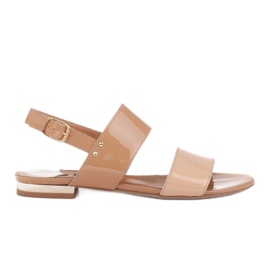 Marco Shoes Płaskie sandały z lakieru i metalicznym obcasem beżowy