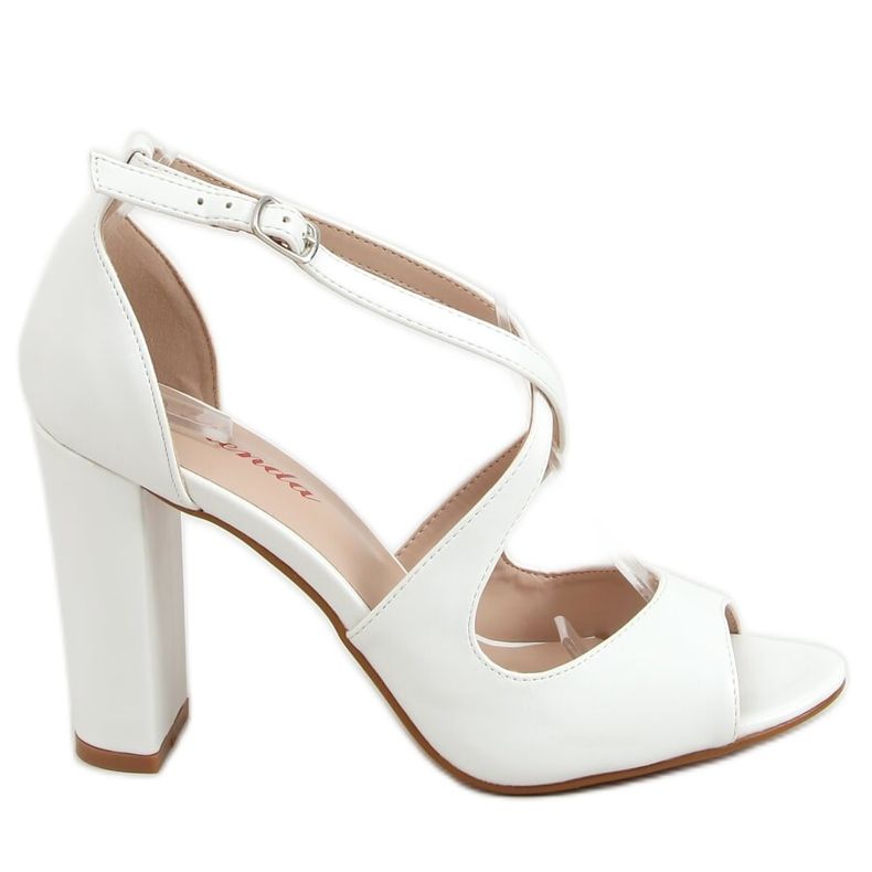 Sandałki na obcasie białe S-837 White