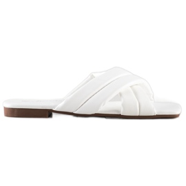 Mannika Wygodne Klapki Z Eko Skóry białe