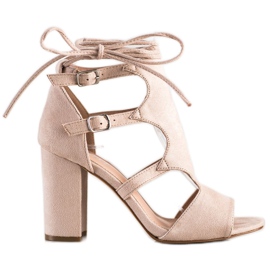 Bestelle Zabudowane Sandały Z Wiązaniem beżowy