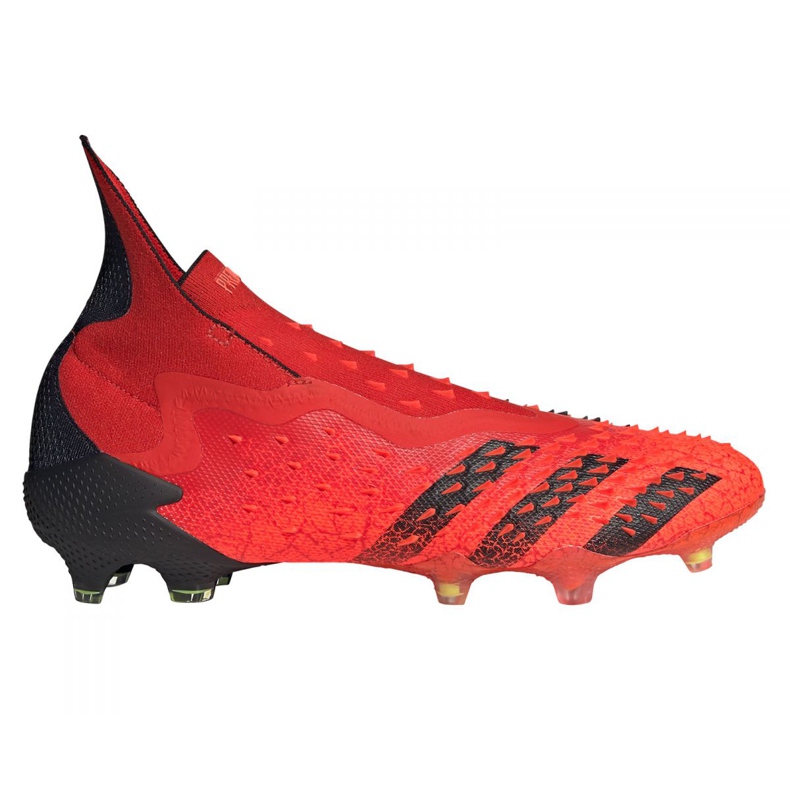 Buty piłkarskie adidas Predator Freak+ Fg M FY6238 wielokolorowe czerwone