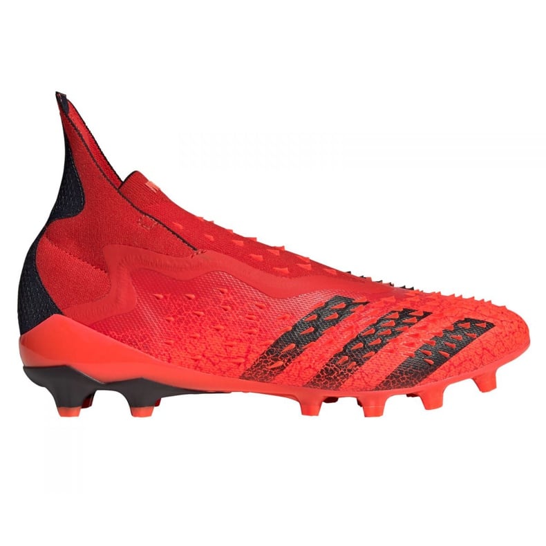 Buty piłkarskie adidas Predator Freak+ Ag M FY8427 czerwone czerwone