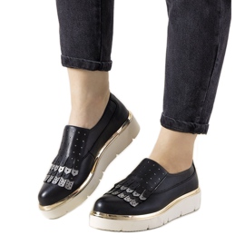 Srebrne półbuty wsuwane z ćwiekami GF-FD9 czarne