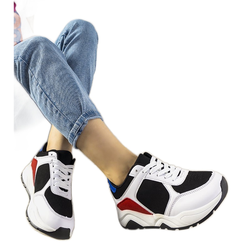 BM Biało czarne sneakersy z kolorowymi wstawkami Training białe