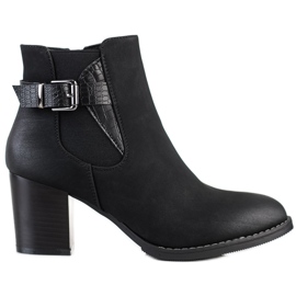 J. Star Botki Na Słupku Z Ozdobną Sprzączką czarne