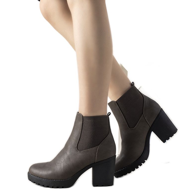 Brązowe botki na słupku Brooke