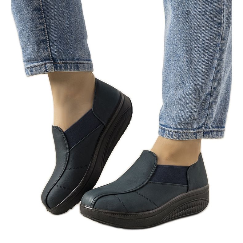 Granatowe półbuty na wysokiej podeszwie Spike niebieskie