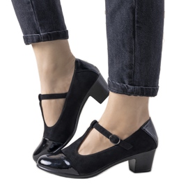 Czarne czółenka na słupku z lakierowanym noskiem Dessert