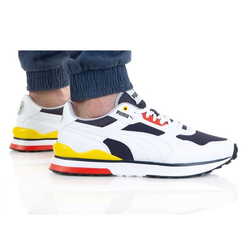 Buty Puma R78 Futr M 37489505 białe