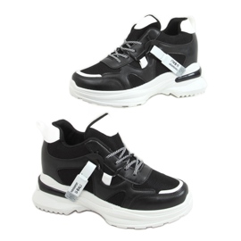 Buty sportowe na koturnie czarne 2D12YD0190-01 Black