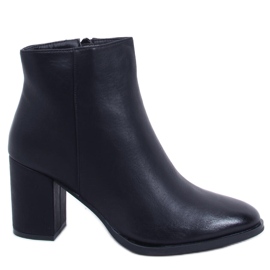 Botki na obcasie czarne 1903 Black
