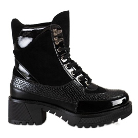 Janessa Czarne Workery Fashion