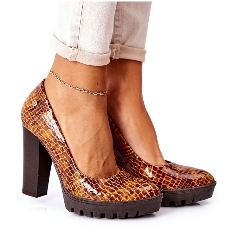 Skórzane Czółenka Na Słupku Maciejka 02629-50 Lakierowane Rudy brązowe