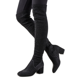 Czarne błyszczące kozaki za kolano Uta srebrny