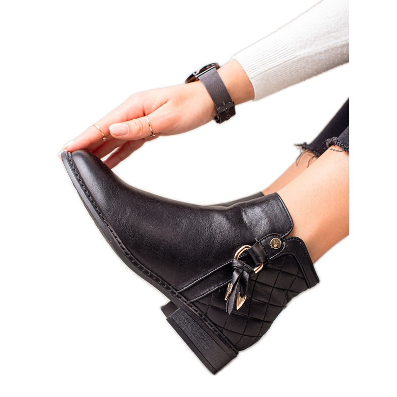 Goodin Botki Z Pikowaną Wstawką czarne