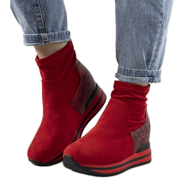 Czerwone sneakersy z wstawką skóry węża Garibay