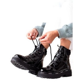 Skórzane czarne botki Artiker