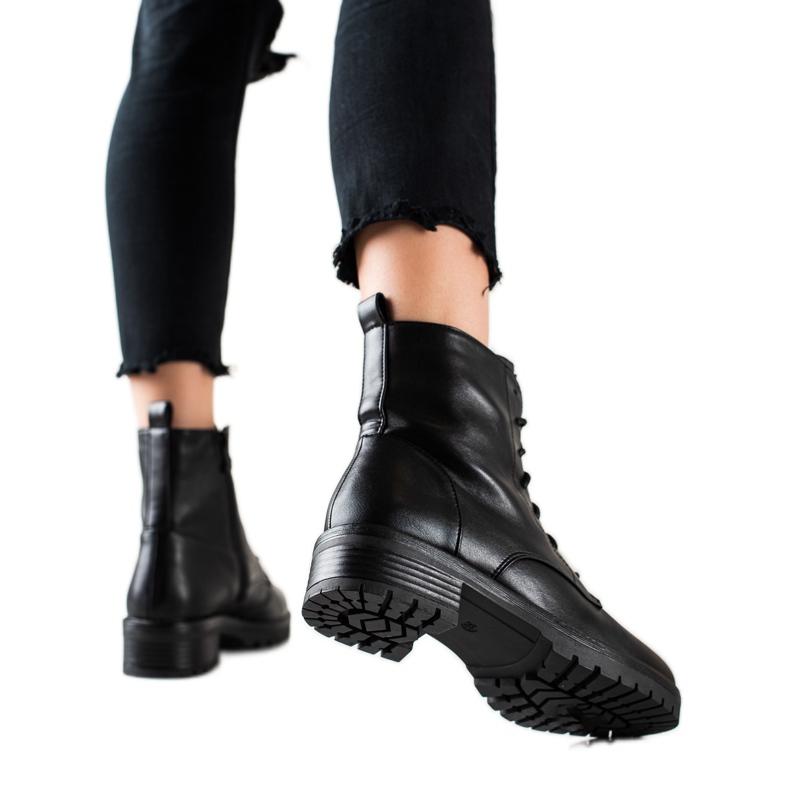 W. Potocki Sznurowane Botki Z Ociepleniem Potocki czarne