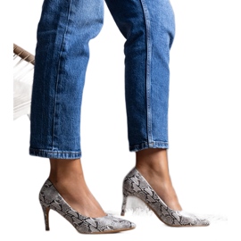 Beżowe czółenka w motywie skóry węża Nickle beżowy