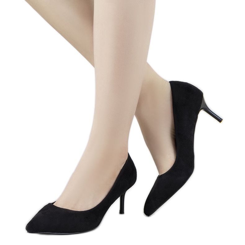 Czarne czółenka na szpilce Bouvier