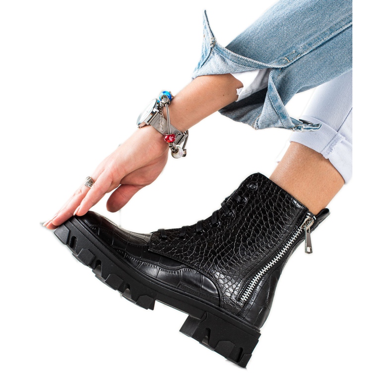 TRENDI Workery z ozdobnym suwakiem czarne