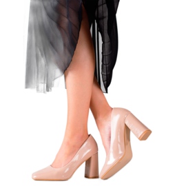 Bestelle Klasyczne Lakierowane Czółenka beżowy