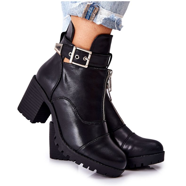 PG1 Botki Na Obcasie Z Klamrą Czarne Clive