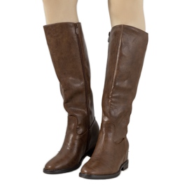 Brązowe kozaki na koturnie Rosamonde