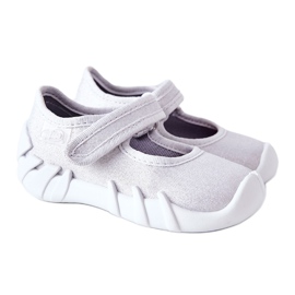 BEFADO S.A. Papcie Baleriny Inblu Błyszczące 109P222 Srebrne