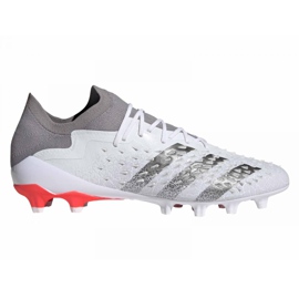 Buty piłkarskie adidas Predator Freak.1 Low Ag M GZ2806 białe szary, biały