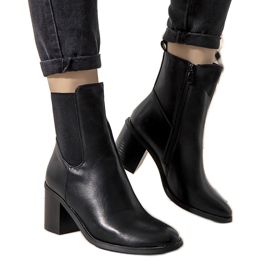 Czarne botki ocieplane na słupku Michelle