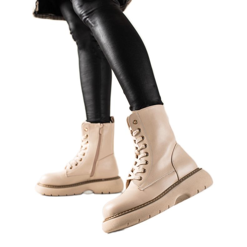 TRENDI Beżowe workery na platformie beżowy