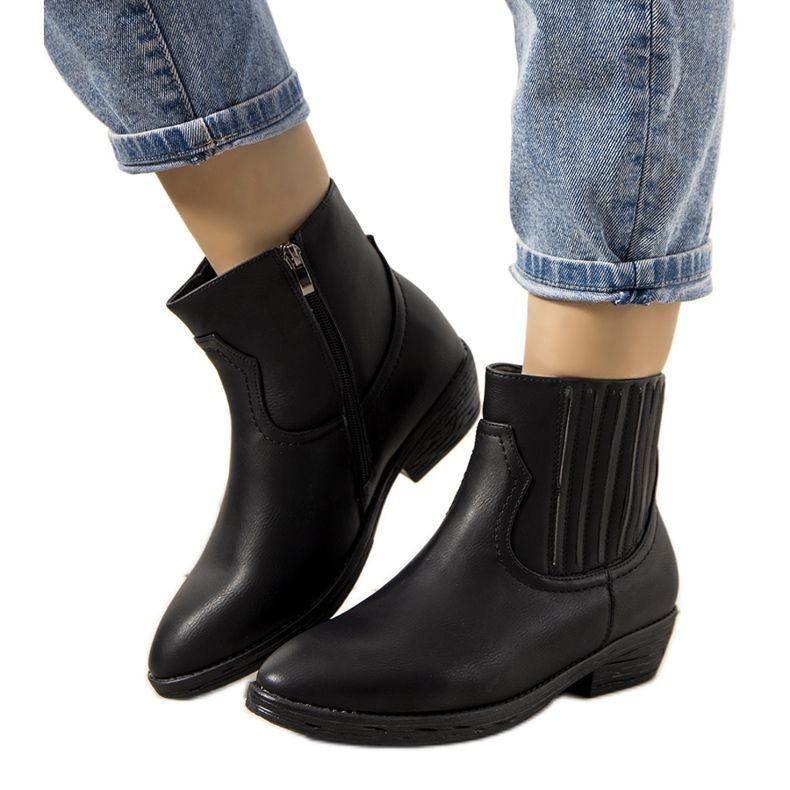 Czarne botki kowbojki ocieplane Jolicoeur