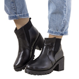 Czarne botki ocieplane na słupku Ruel