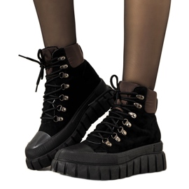 Czarne ocieplane traperki damskie sznurowane Calabresi brązowe