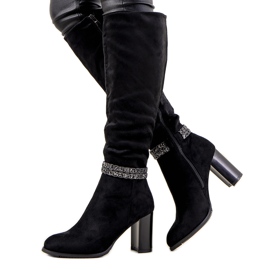 Czarne kozaki na słupku ocieplane Alexis