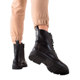 Ideal Shoes Workery Klasyczne Traperki czarne