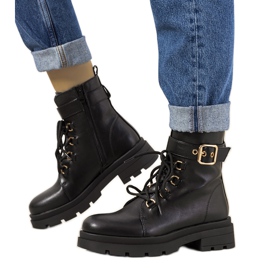 Czarne botki ocieplane Adomo