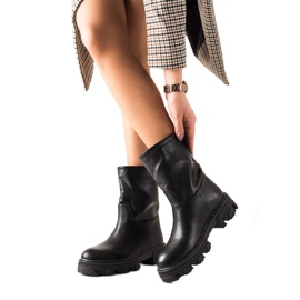 Seastar Wsuwane Czarne Workery